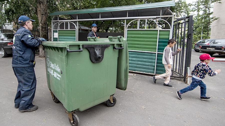 Россиянам предложат оплачивать вывоз мусора по-новому